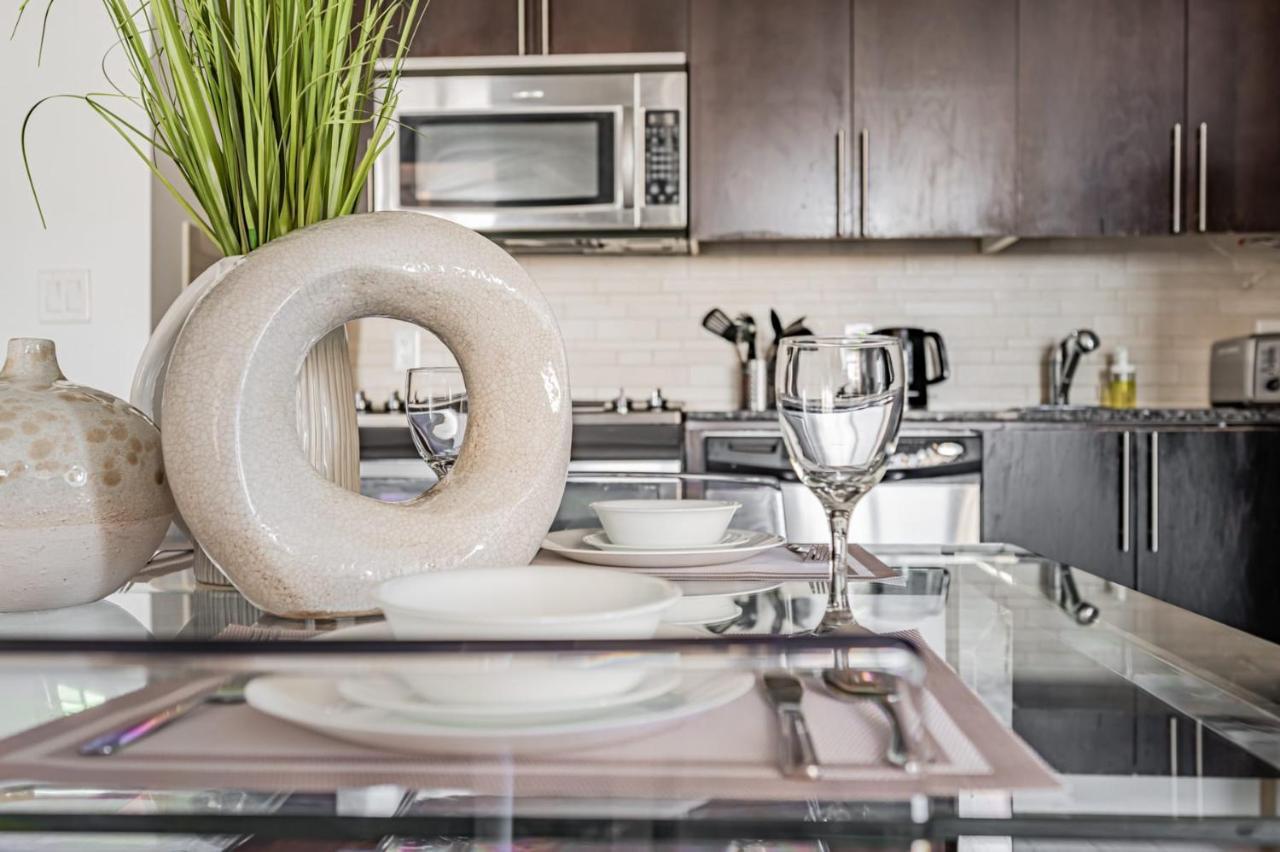 Luxury Apartments In Mississauga Dış mekan fotoğraf