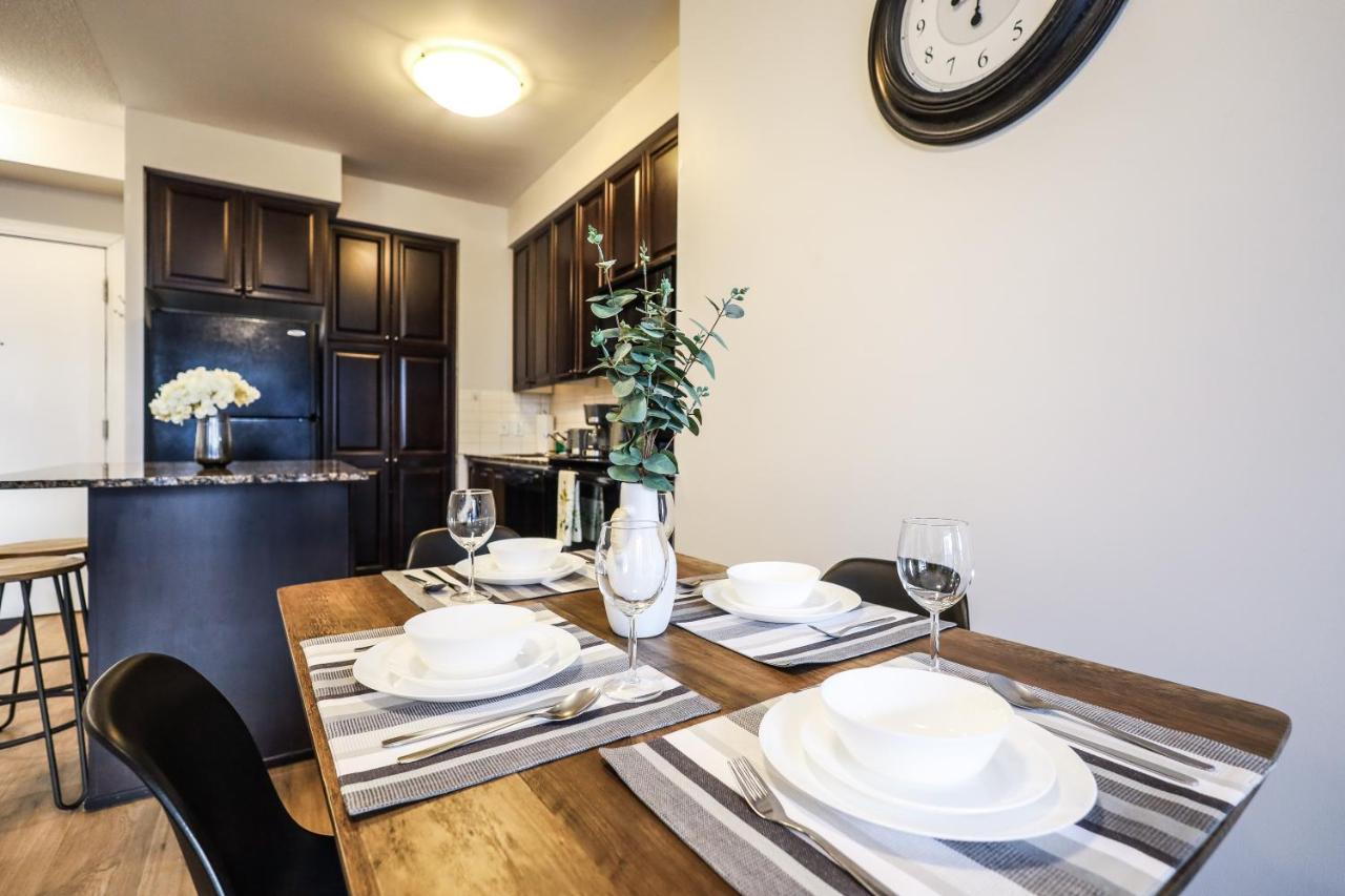 Luxury Apartments In Mississauga Dış mekan fotoğraf