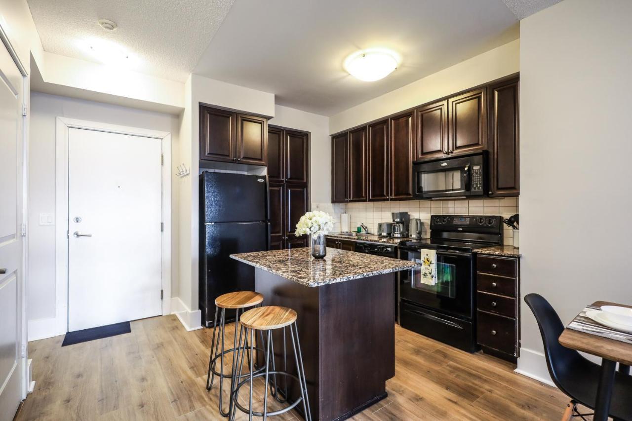 Luxury Apartments In Mississauga Dış mekan fotoğraf