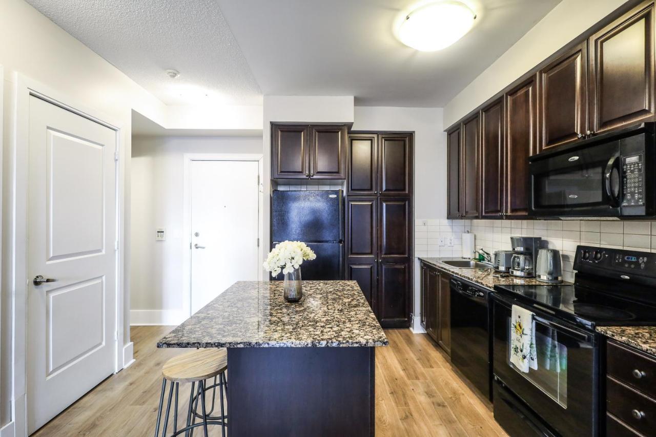 Luxury Apartments In Mississauga Dış mekan fotoğraf